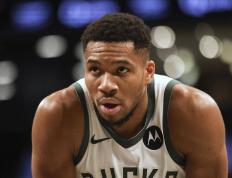 字母哥新星爆冷表现惊艳，切尔西未来可期！的简单介绍